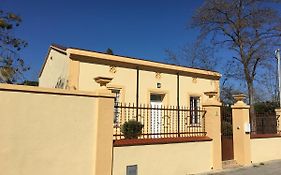 casa colonial tranquila